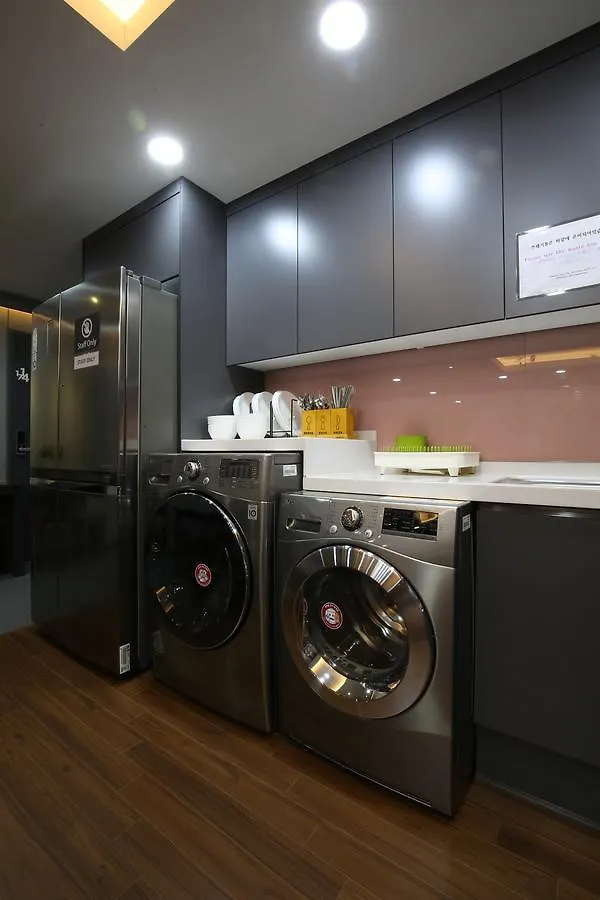 סיאול Philstay Myeongdong 0*,
