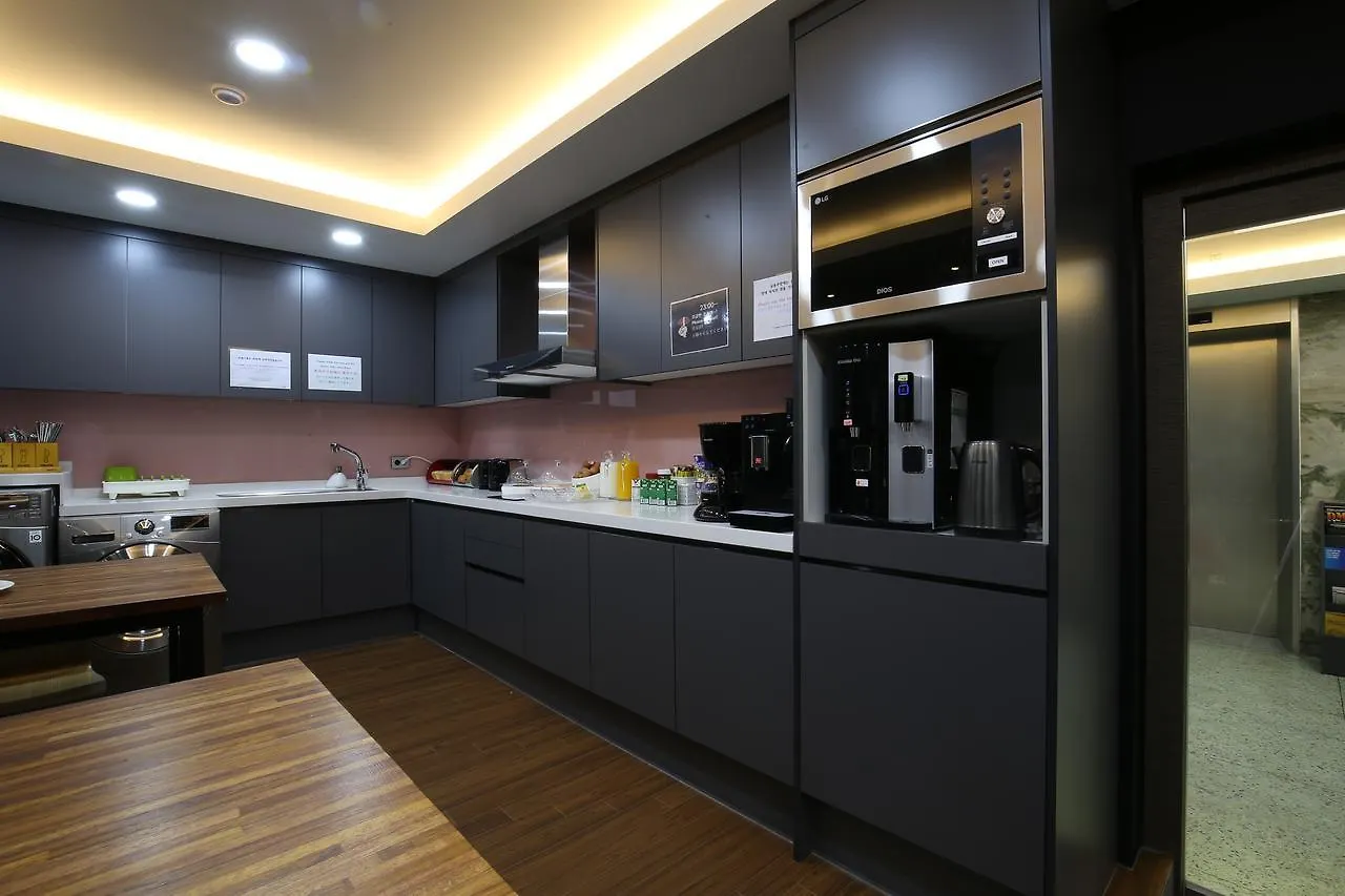 אכסניה סיאול Philstay Myeongdong קוריאה הדרומית